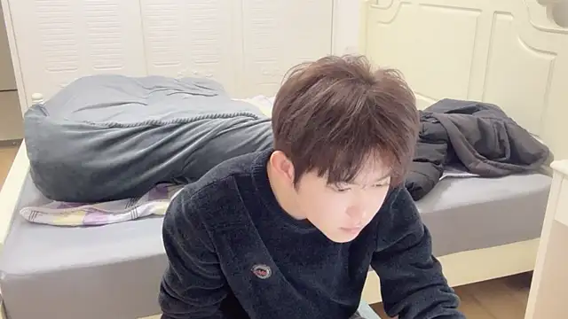 xlong00099 online show from November 25, 10:32 pm