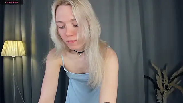 DianeHonnette online show from January 9, 7:48 pm