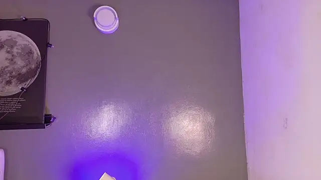 KeendraFox  online show from December 4, 10:35 am