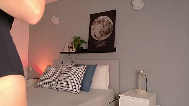 KeendraFox  online show from March 6, 11:17 am