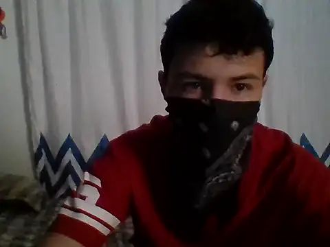 Snapshot of El_awo_ chatting on September 23, 4:10 pm El awo online show from September 23, 4:10 pm