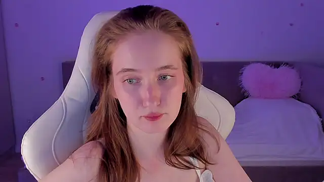 Snapshot of CrystalSoul_ chatting on October 25, 9:20 pm CrystalSoul online show from October 25, 9:20 pm