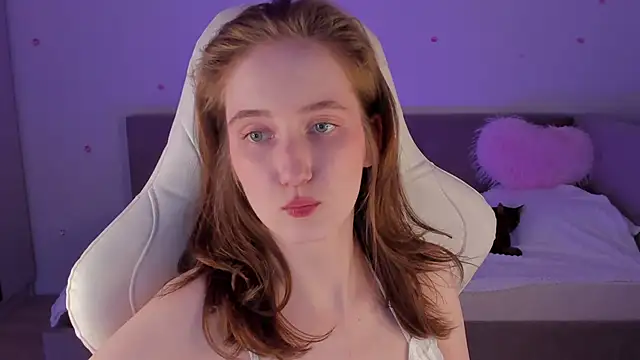 Snapshot of CrystalSoul_ chatting on October 28, 10:01 pm CrystalSoul online show from October 28, 10:01 pm