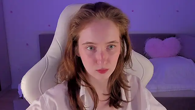 Snapshot of CrystalSoul_ chatting on November 3, 9:05 pm CrystalSoul online show from November 3, 9:05 pm