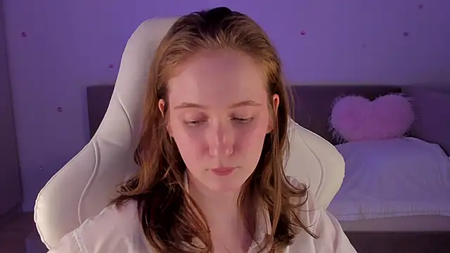 Snapshot of CrystalSoul_ chatting on November 4, 10:20 pm CrystalSoul online show from November 4, 10:20 pm