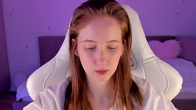 Snapshot of CrystalSoul_ chatting on November 14, 12:09 am CrystalSoul online show from November 14, 12:09 am