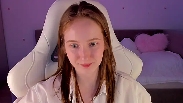 Snapshot of CrystalSoul_ chatting on November 16, 12:11 pm CrystalSoul online show from November 16, 12:11 pm