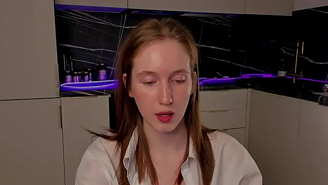 Snapshot of CrystalSoul_ chatting on November 27, 5:53 am CrystalSoul online show from November 27, 5:53 am