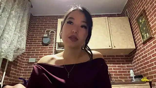 EmmaLeexth online show from November 19, 1:11 pm