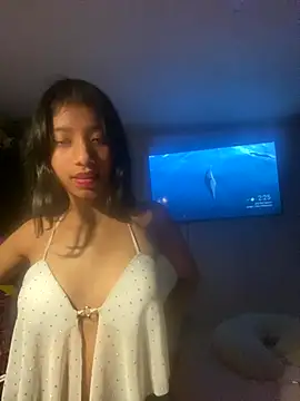 Lamorena Hot online show from December 16, 7:24 am