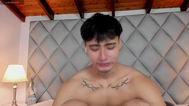 Clement Reyes online show from November 21, 12:37 pm