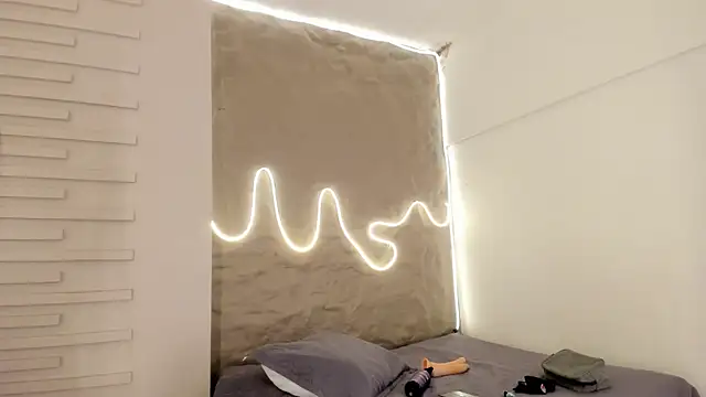 Naomy gyal online show from November 14, 7:12 pm