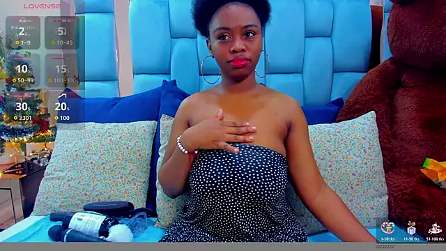 hazellanee online show from November 28, 4:37 am