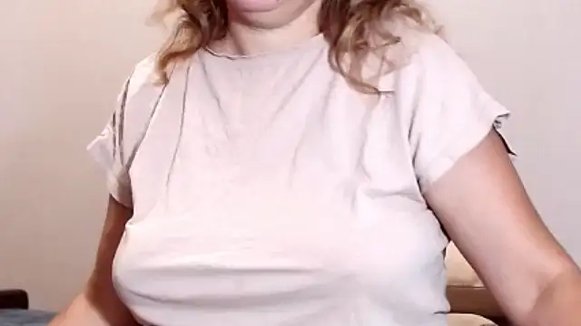 Snapshot of NastyAssxx chatting on July 4, 7:47 am NastyAssxx online show from July 4, 7:47 am