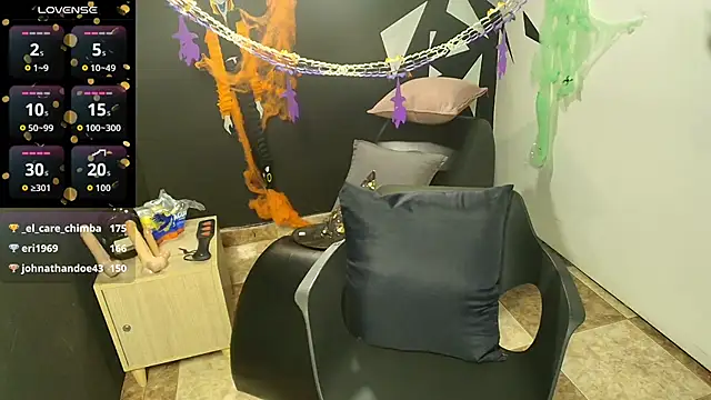 Snapshot of AgataThompson_ chatting on October 28, 7:45 am AgataThompson online show from October 28, 7:45 am