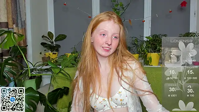 Snapshot of RitaSweety18 chatting on November 21, 12:10 am RitaSweety18 online show from November 21, 12:10 am