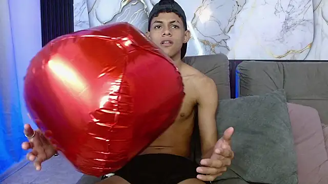 deivid bigcock1 online show from October 2, 11:12 pm