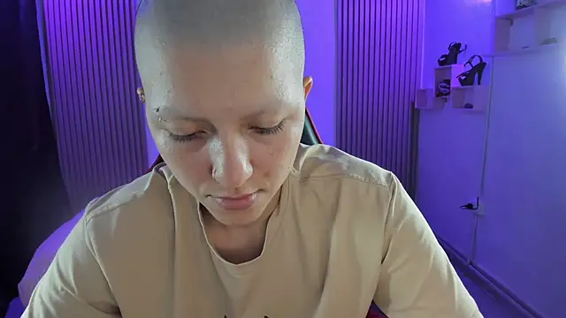 Snapshot of nicocoox chatting on June 5, 6:52 am nicocoox online show from June 5, 6:52 am