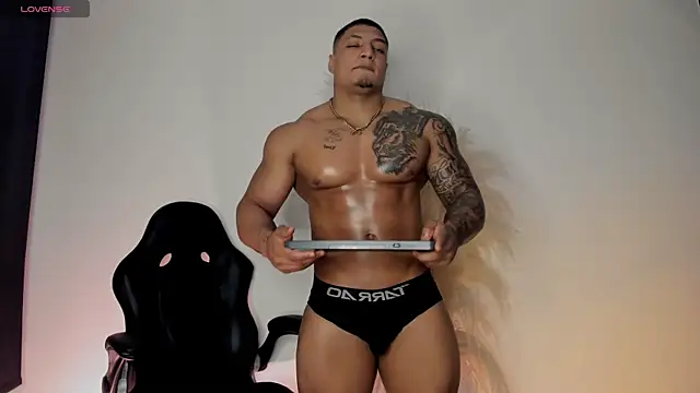 chrizmacgregor online show from September 29, 2:49 am