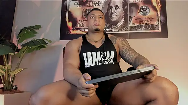 chrizmacgregor online show from February 12, 12:49 am