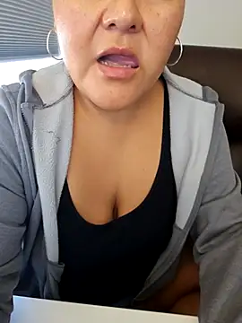 Snapshot of sw33th3art chatting on September 25, 8:12 pm sw33th3art online show from September 25, 8:12 pm