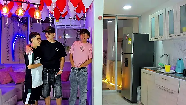 Houseofwarrios online show from February 18, 5:36 am