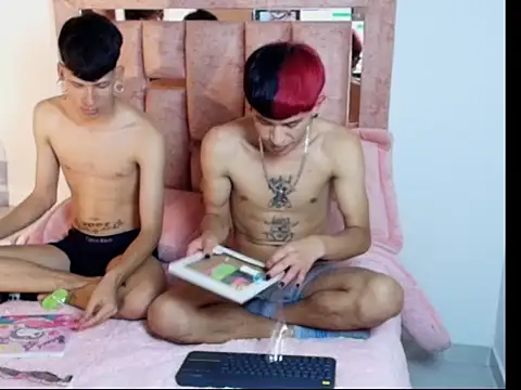 Snapshot of DemianSalvatore chatting on November 17, 9:53 pm DemianSalvatore online show from November 17, 9:53 pm