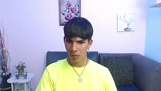 Snapshot of David_925_ chatting on September 21, 3:52 am David 925 online show from September 21, 3:52 am