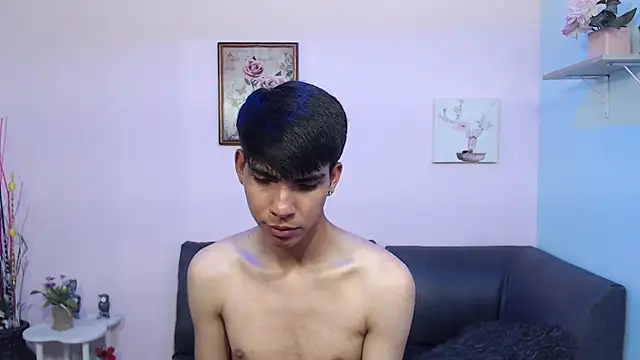 Snapshot of David_925_ chatting on October 25, 7:38 am David 925 online show from October 25, 7:38 am