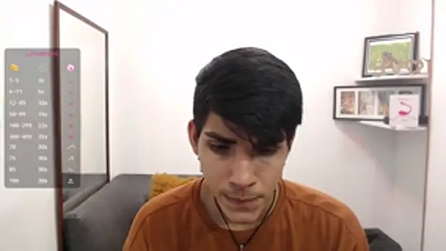 Snapshot of David_925_ chatting on November 26, 4:13 am David 925 online show from November 26, 4:13 am