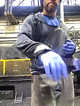 Snapshot of Justahungdad chatting on November 11, 12:49 pm Justahungdad online show from November 11, 12:49 pm