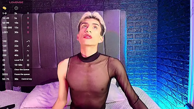 Erick Velveth online show from November 14, 5:39 am