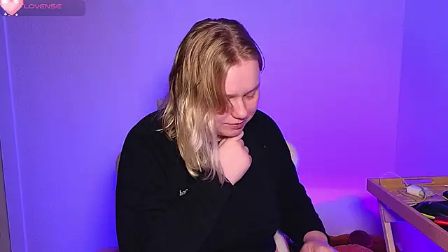 lame cat online show from September 26, 12:14 am