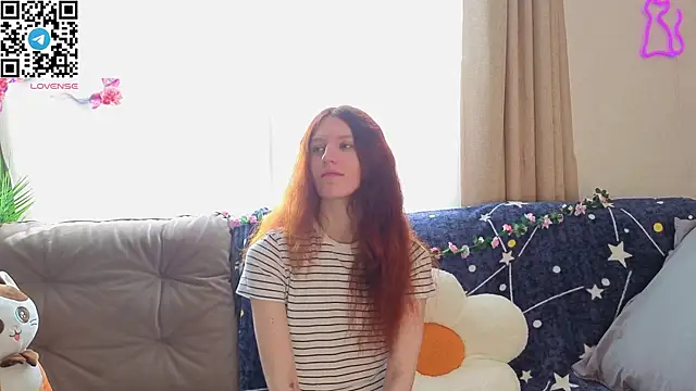 Snapshot of Little_rosy chatting on July 17, 4:19 am Little rosy online show from July 17, 4:19 am