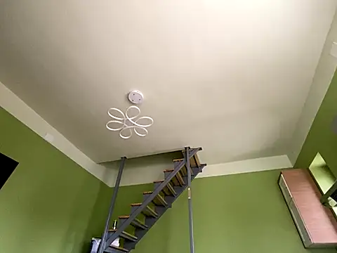 Snapshot of milky_mommy_getsfucked chatting on November 17, 10:21 am milky mommy getsfucked online show from November 17, 10:21 am