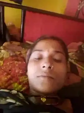 Snapshot of Hot_reshmaji chatting on May 15, 11:06 am Hot reshmaji online show from May 15, 11:06 am