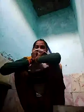 Snapshot of Hot_reshmaji chatting on May 28, 12:57 pm Hot reshmaji online show from May 28, 12:57 pm