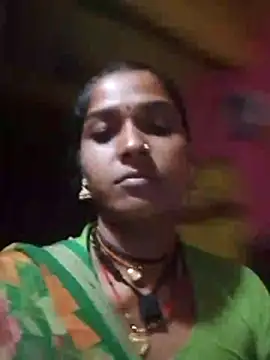 Snapshot of Hot_reshmaji chatting on June 1, 2:13 am Hot reshmaji online show from June 1, 2:13 am
