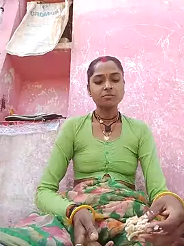 Snapshot of Hot_reshmaji chatting on June 2, 3:19 am Hot reshmaji online show from June 2, 3:19 am