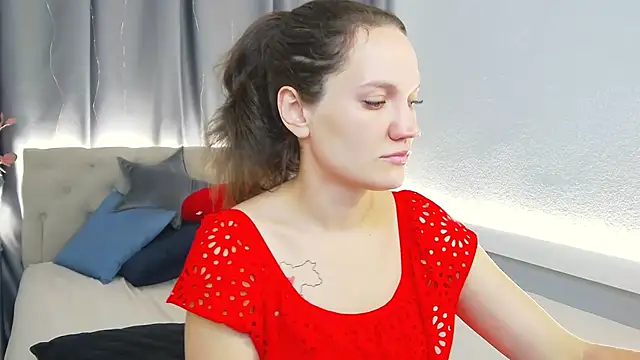 IvetaRayy online show from October 11, 2:15 pm
