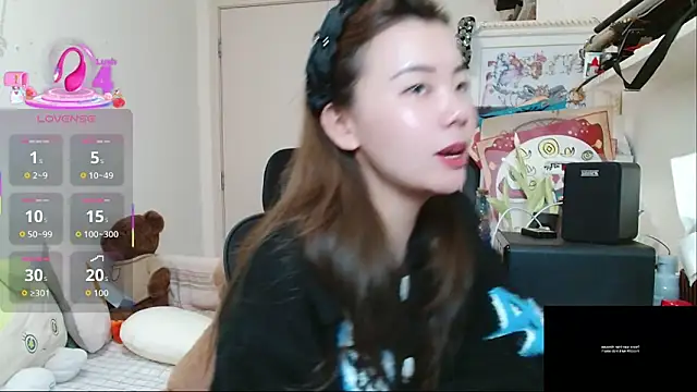 sallycui online show from February 12, 12:44 pm