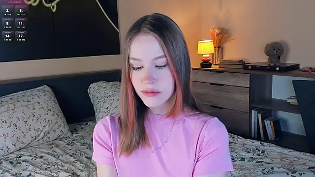 MaliaBourraine online show from March 8, 7:12 am