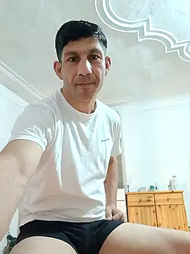 Snapshot of Casianantoonnio chatting on November 17, 2:45 pm Casianantoonnio online show from November 17, 2:45 pm