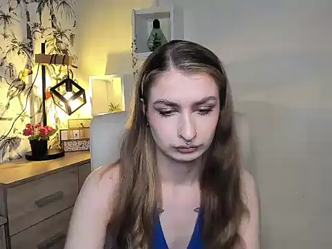 Snapshot of NinaBlond1 chatting on November 14, 7:07 am NinaBlond1 online show from November 14, 7:07 am