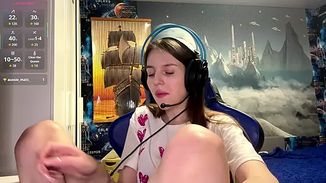 Snapshot of Elira_Breeze chatting on February 21, 5:03 pm Elira Breeze online show from February 21, 5:03 pm