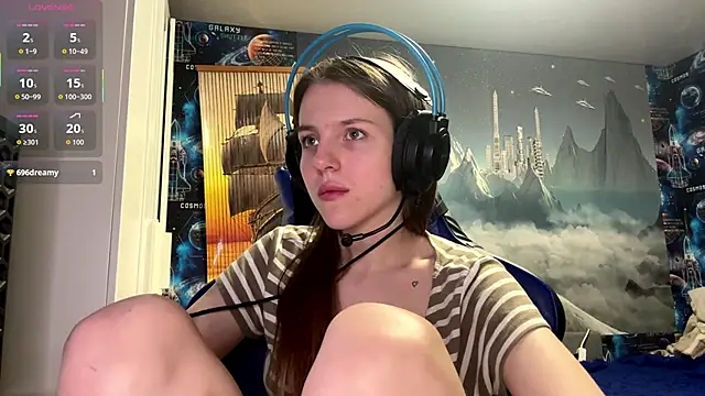 Snapshot of Elira_Breeze chatting on February 26, 3:00 pm Elira Breeze online show from February 26, 3:00 pm