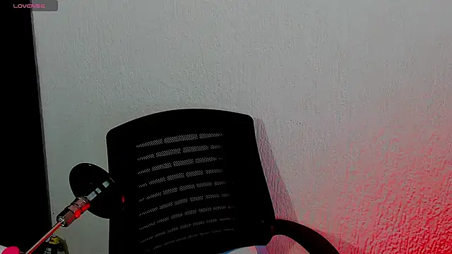 Aliyahsstone online show from January 10, 9:33 am