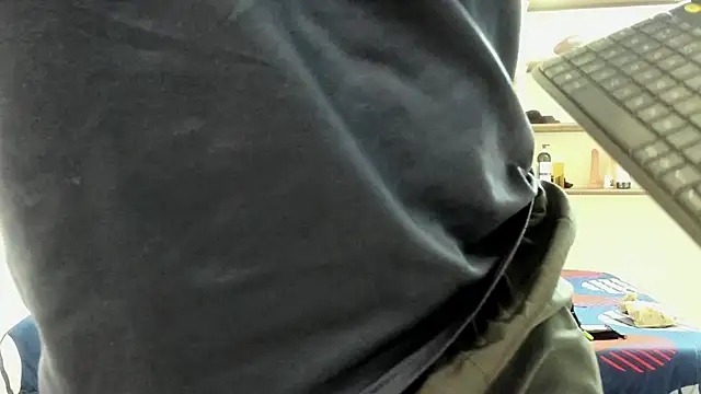 BooyHott  online show from March 11, 6:58 pm