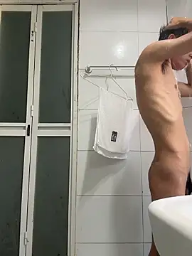 Snapshot of leeyoung_ chatting on October 9, 7:06 am leeyoung  online show from October 9, 7:06 am