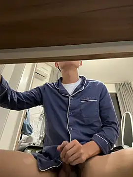 leeyoung  online show from November 16, 4:12 pm